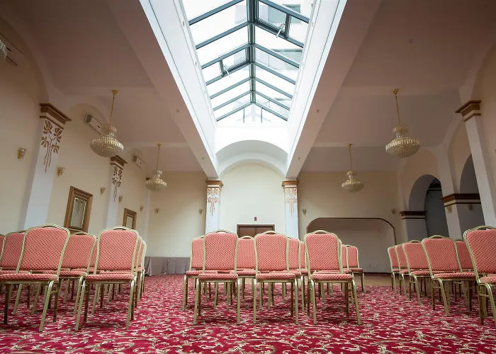 Del Mar & Conference Center 4*