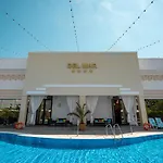 Del Mar & Conference Center Hotel 4*
