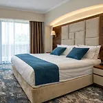 Hotel Del Mar & Conference Center 4*
