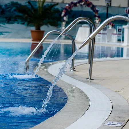 Del Mar & Conference Center 4*