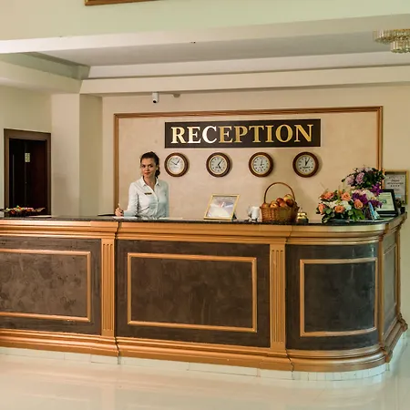 Del Mar & Conference Center Hotel