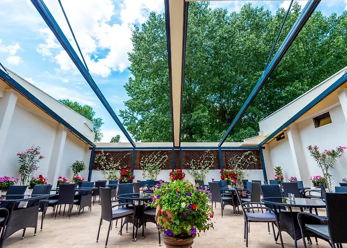 ホテル Del Mar & Conference Center ママイア