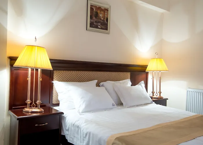 Del Mar & Conference Center ホテル