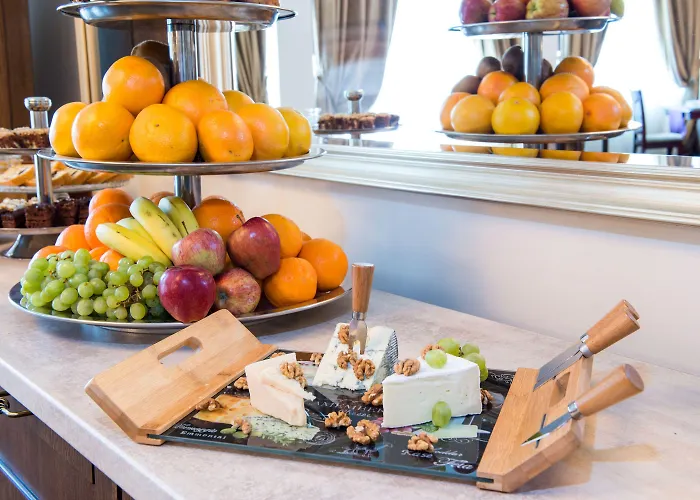 Del Mar & Conference Center 4* ママイア